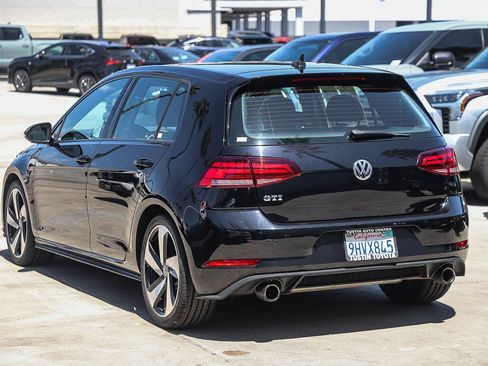 Used 2018 Volkswagen GTI SE FWD image 7