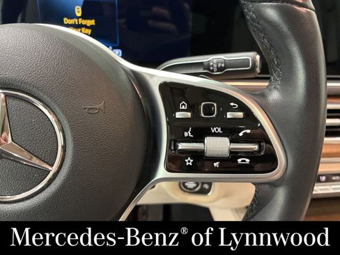 Used 2022 Mercedes-Benz GLE 350 4MATIC image 19