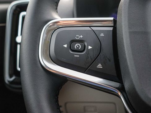 New 2026 Volvo XC40 B5 Ultra w/ Climate Package image 35