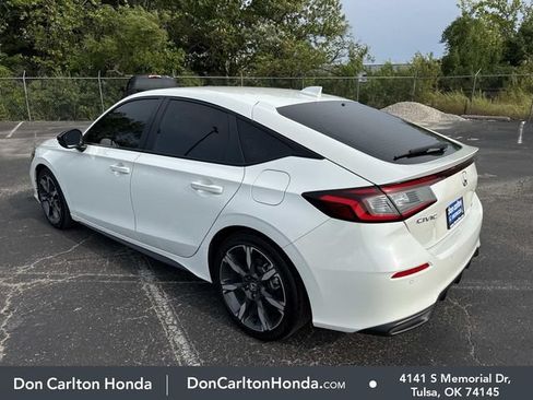 Used 2025 Honda Civic Sport Touring image 9