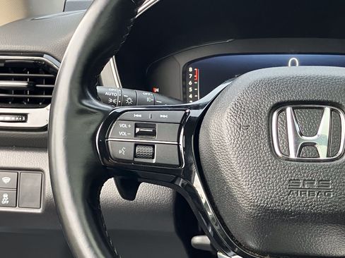 Certified 2024 Honda Pilot Elite image 21