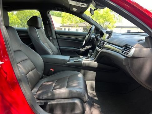 Used 2019 Honda Accord Sport image 23