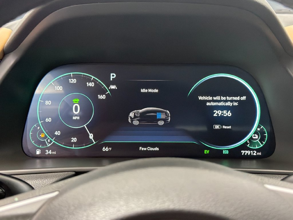 Used 2023 Hyundai Sonata Limited w/ Cargo Package FWD image 23