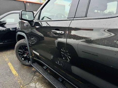 Used 2021 GMC Sierra 1500 Elevation AWD/4WD image 9