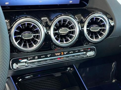 New 2025 Mercedes-Benz GLA 35 AMG 4MATIC image 7