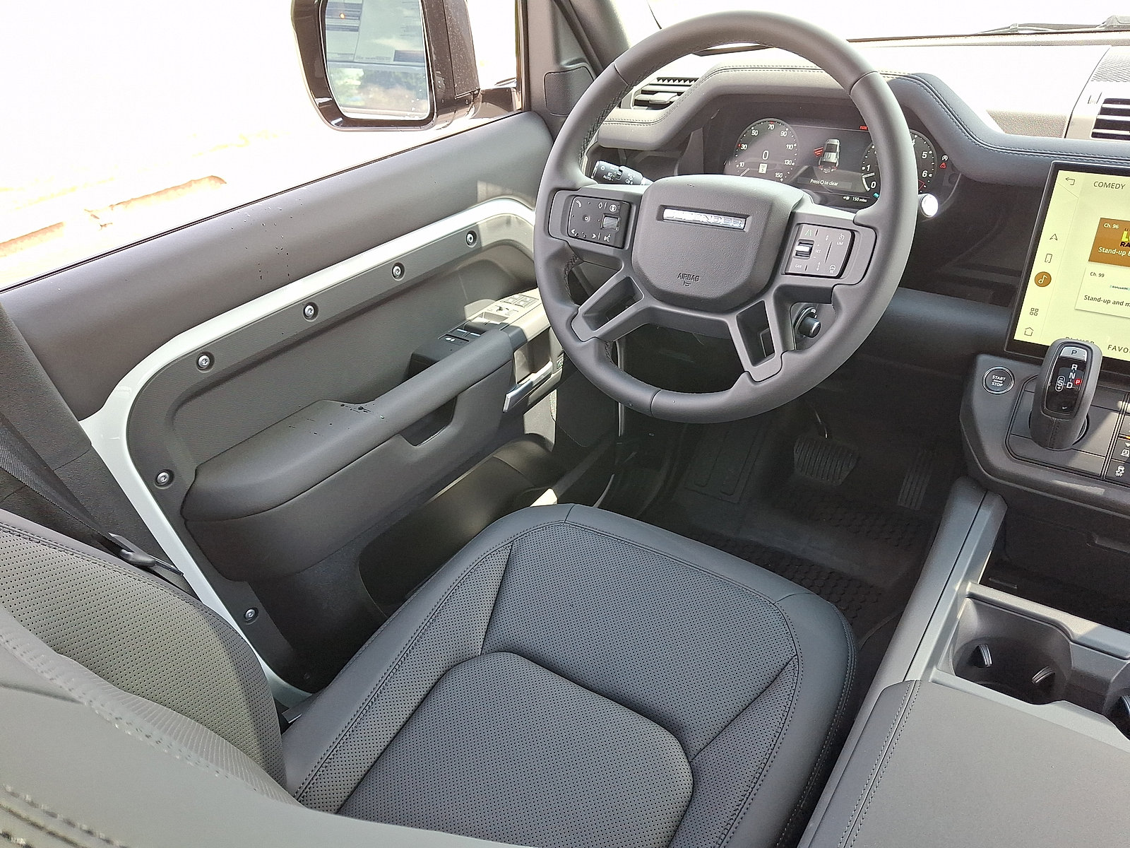 New 2026 Land Rover Defender 110 X-Dynamic SE AWD/4WD image 12