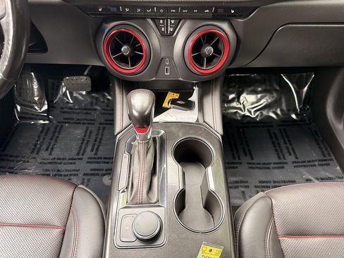 Used 2020 Chevrolet Blazer RS w/ LPO, Floor Liner Package FWD image 18