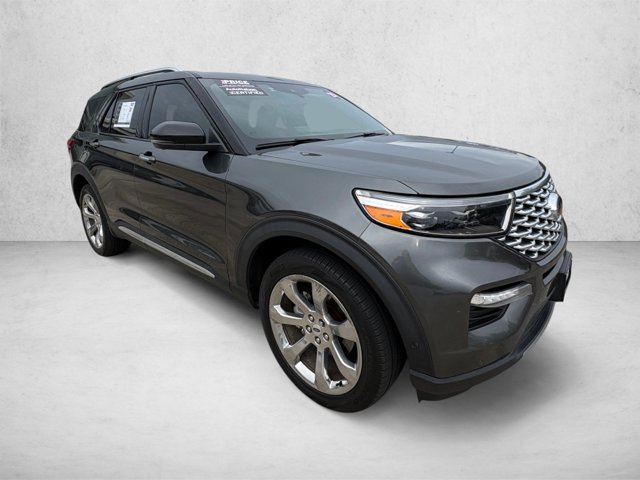 Used 2020 Ford Explorer Platinum w/ Premium Technology Package AWD/4WD image 3