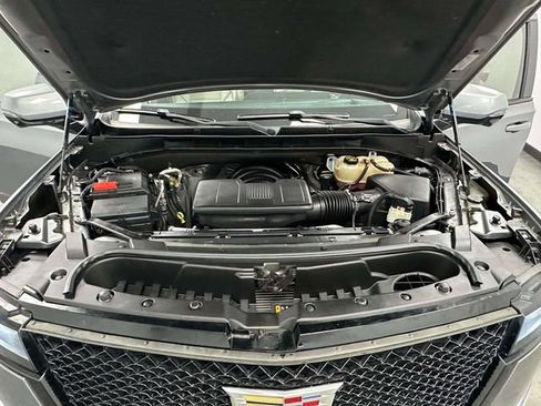 Used 2022 Cadillac Escalade ESV Sport AWD/4WD image 17