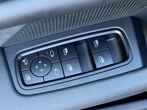 New 2025 Porsche Taycan Turbo GT image 13