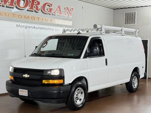 Used 2018 Chevrolet Express 2500 RWD image 7