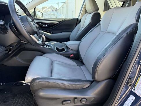 Used 2023 Subaru Outback Limited image 15