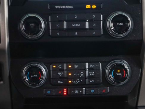 Used 2019 Ford F250 Platinum w/ Platinum Ultimate Package image 21