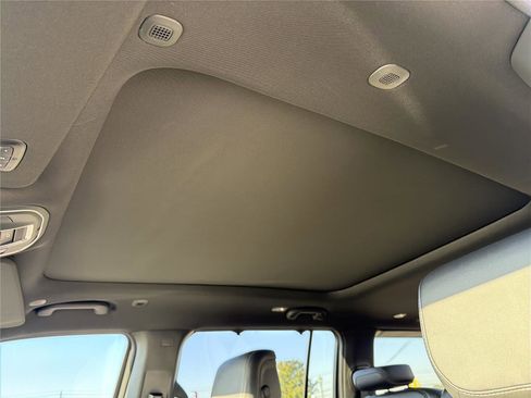 New 2026 Jeep Grand Wagoneer Limited image 27