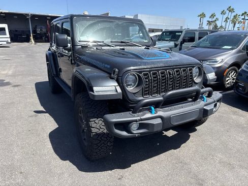 Used 2023 Jeep Wrangler Unlimited Rubicon 4xe AWD/4WD image 7