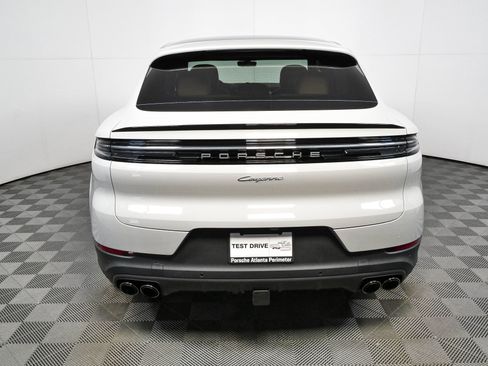 New 2026 Porsche Cayenne Coupe AWD/4WD image 34