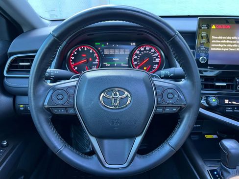 Used 2022 Toyota Camry XSE image 29