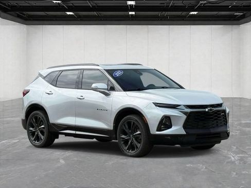 Used 2021 Chevrolet Blazer RS w/ Enhanced Convenience Package FWD image 3