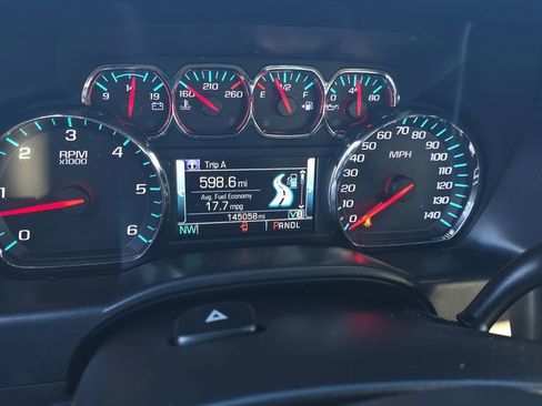 Used 2018 Chevrolet Silverado 1500 LT w/ All Star Edition image 11