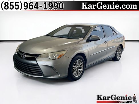 Used 2017 Toyota Camry LE w/ Protection Package (Q2) FWD image 1