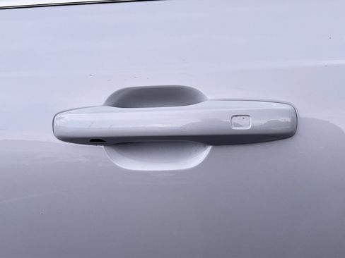 Used 2023 Volvo XC90 B5 Core w/ Protection Package Premier AWD/4WD image 22