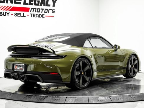 Used 2026 Porsche 911 Carrera GTS RWD image 9