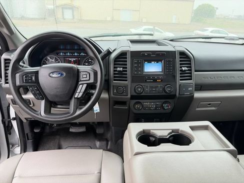 Used 2021 Ford F250 XL w/ Power Equipment Group AWD/4WD image 32