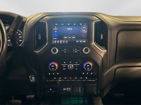 Used 2022 GMC Sierra 1500 AT4 w/ AT4 Premium Package image 31