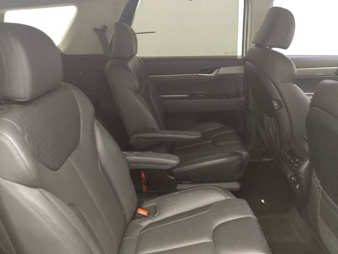 Used 2022 Hyundai Palisade SEL w/ Premium Package FWD image 19
