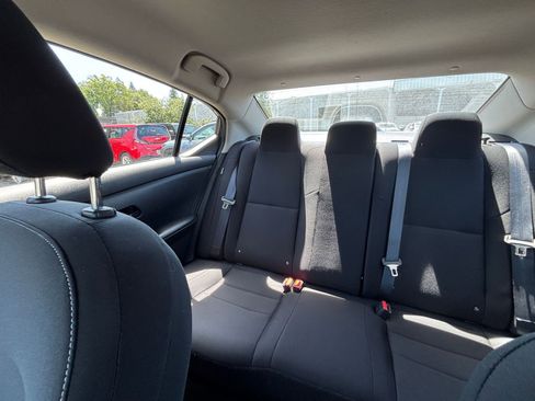 Used 2025 Nissan Sentra S FWD image 37