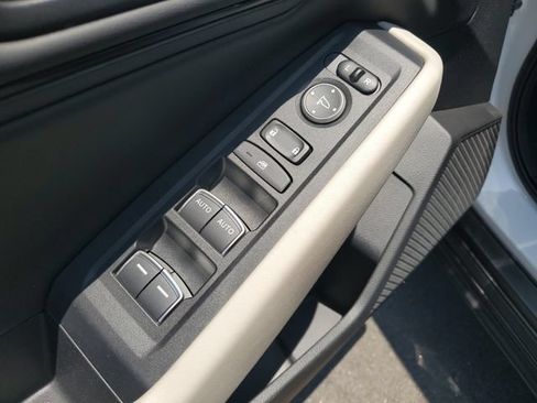 Certified 2023 Honda Accord EX image 18