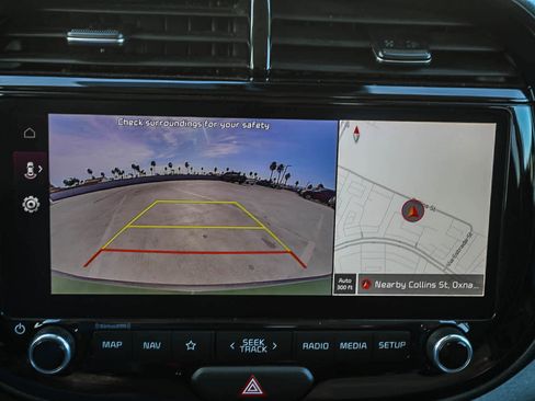 Used 2023 Kia Soul EX image 21