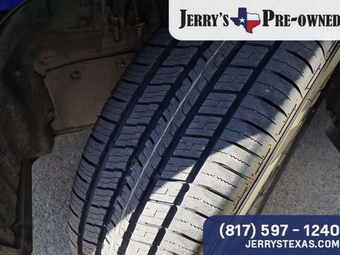 Used 2020 Toyota RAV4 XSE w/ XSE Grade Weather Package image 8