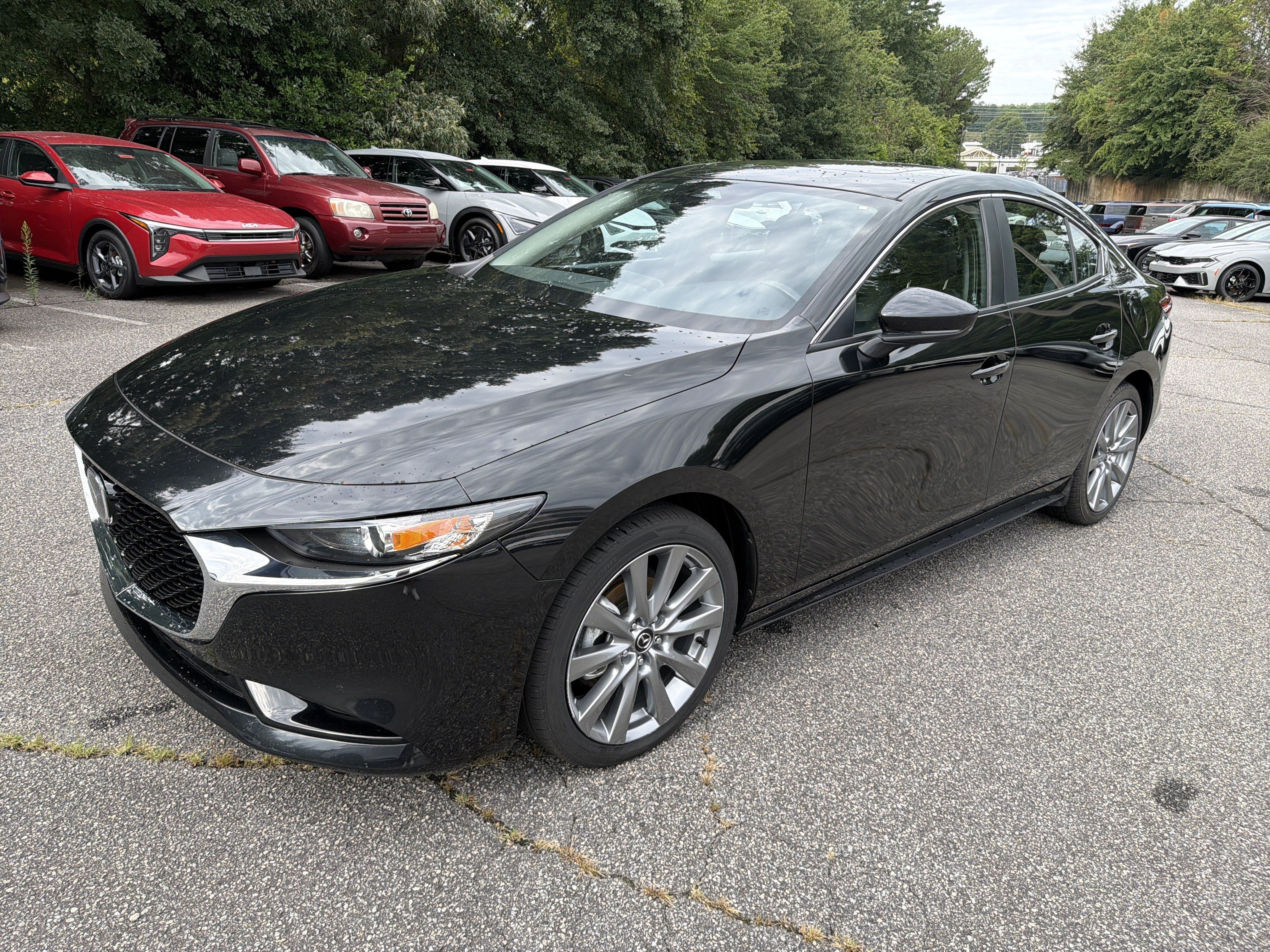 Used 2025 MAZDA MAZDA3 s FWD image 3