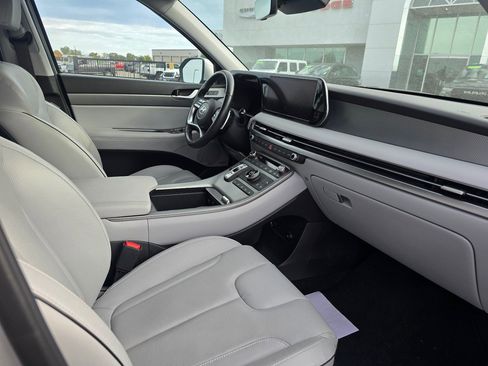 Used 2023 Hyundai Palisade SEL w/ Premium Package image 9