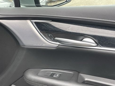 Certified 2025 Cadillac XT5 Premium Luxury image 13