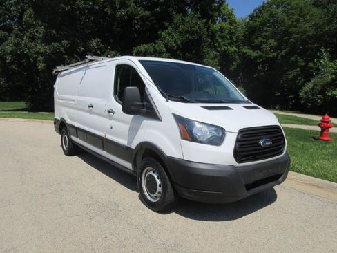 Used 2019 Ford Transit 250 148 Low Roof RWD image 2