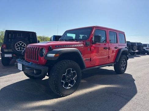 Used 2023 Jeep Wrangler Unlimited Rubicon 4xe w/ Steel Bumper Group AWD/4WD image 7