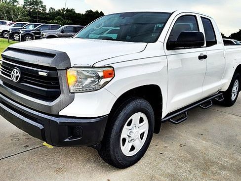Used 2017 Toyota Tundra SR AWD/4WD image 5