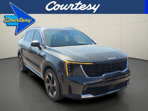 Used 2025 Kia Sorento EX AWD/4WD image 1