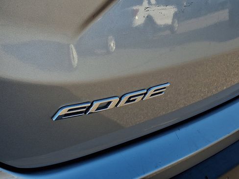 Certified 2020 Ford Edge Titanium w/ Equipment Group 301A image 30