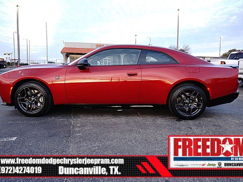 New 2026 Dodge Charger Daytona Scat Pack image 2