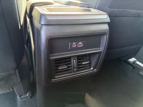 Used 2020 Nissan Murano SV FWD image 16