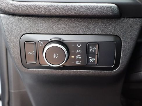Used 2025 Ford Escape ST-Line Select AWD/4WD image 28