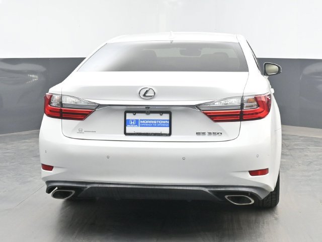 Used 2017 Lexus ES 350 w/ Premium Package FWD image 9