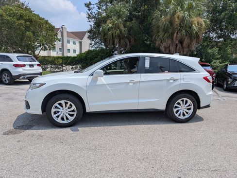 Used 2017 Acura RDX w/ Tech & AcuraWatch Plus Pack FWD image 7