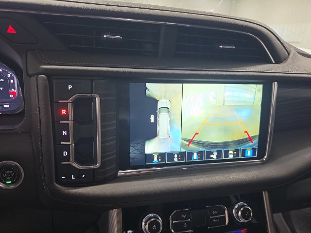 Used 2023 GMC Yukon Denali AWD/4WD image 9
