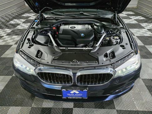 Used 2020 BMW 530i xDrive w/ Convenience Package AWD/4WD image 39