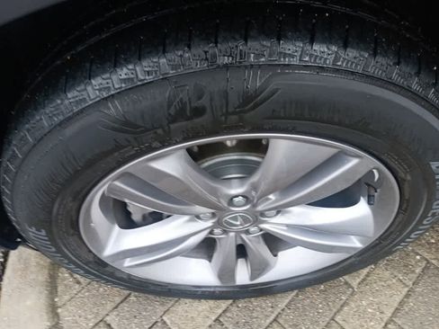 Used 2023 Acura MDX SH-AWD image 9