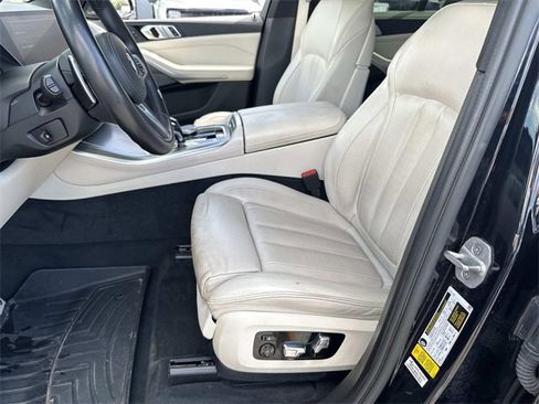 Used 2021 BMW X5 sDrive40i w/ M Sport Package image 19